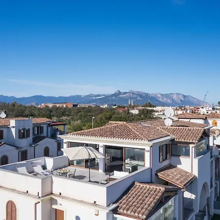 Lighthouse Apartment Arbatax